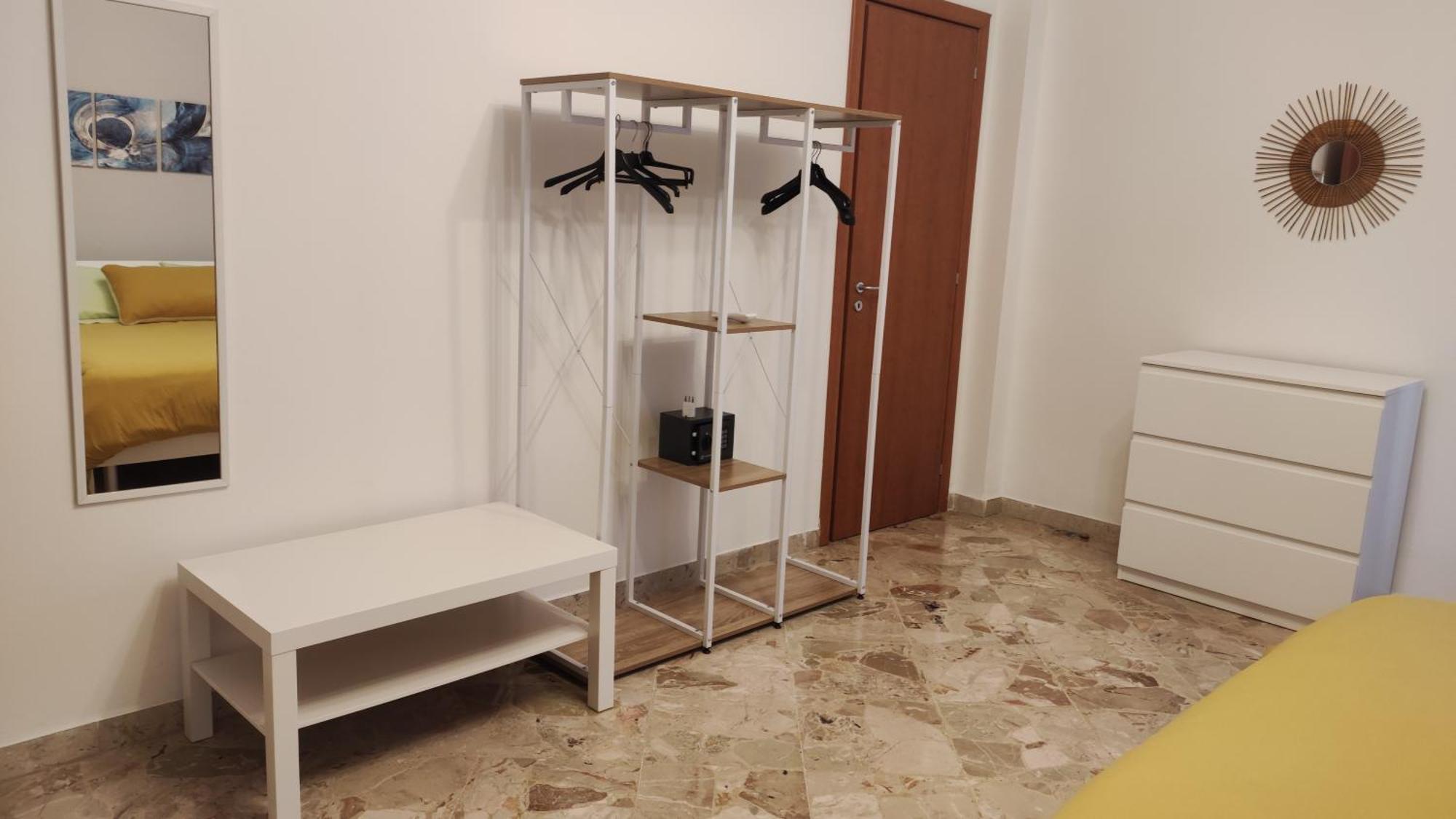 Amuni Rooms And Suite Lt パレルモ エクステリア 写真